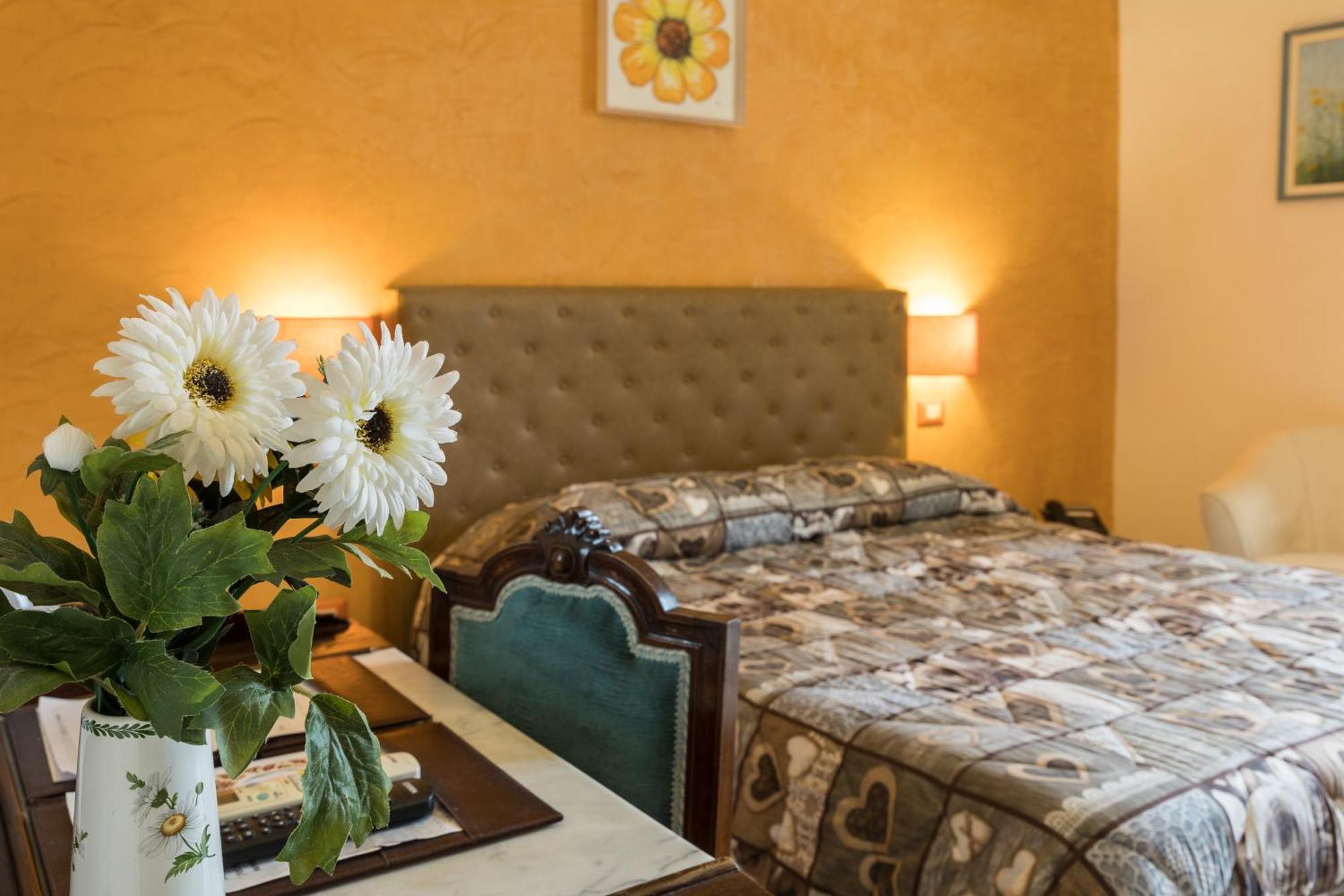 Locanda Dei Fiori Pistoia Eksteriør billede