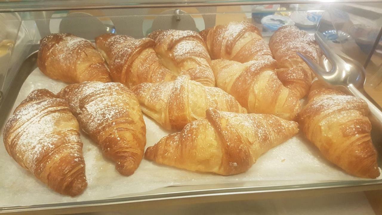 Locanda Dei Fiori Pistoia Eksteriør billede